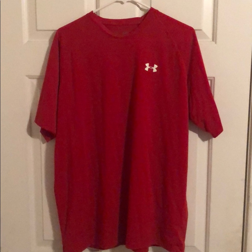 Under armour large loose fit t